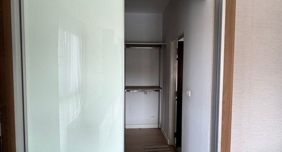 For sale 4 bedrooms house in Nong Khaem, Bangkok