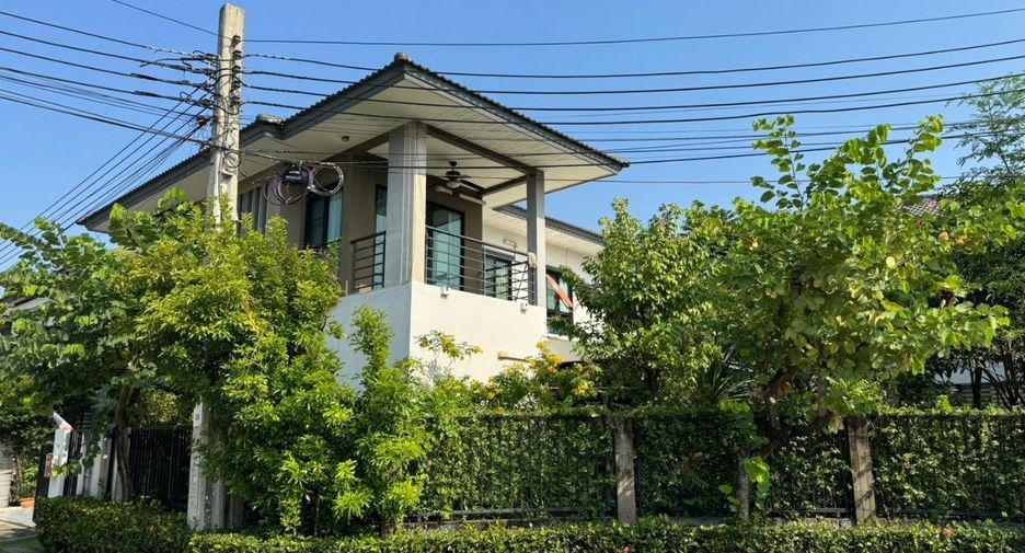 For sale 4 bedrooms house in Nong Khaem, Bangkok