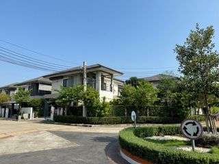 For sale 4 bedrooms house in Nong Khaem, Bangkok