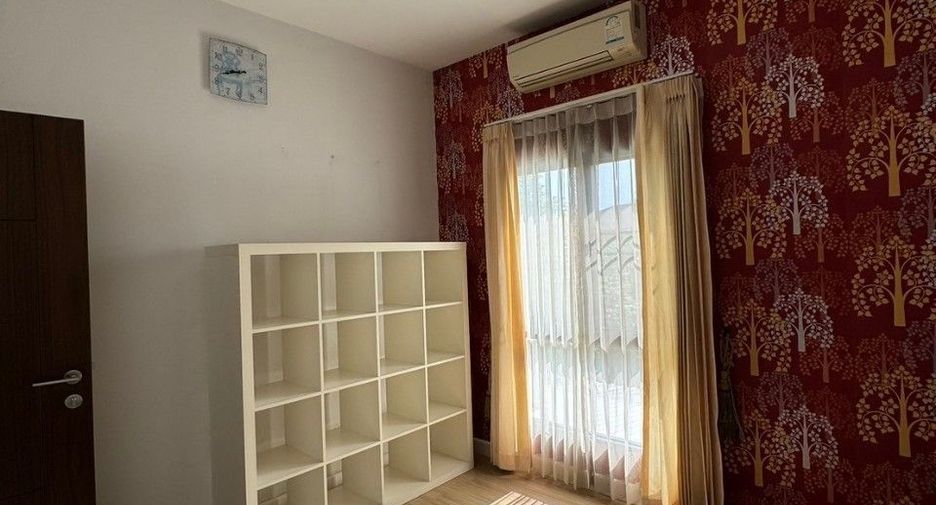 For sale 4 bedrooms house in Nong Khaem, Bangkok
