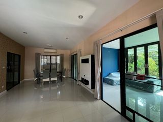 For sale 4 bedrooms house in Nong Khaem, Bangkok