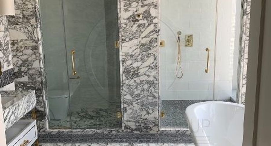 For sale 3 bedrooms condo in Sathon, Bangkok