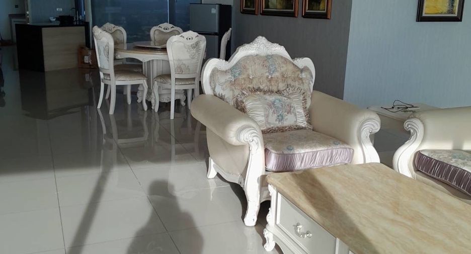 For rent 3 bedrooms condo in Bang Lamung, Chonburi