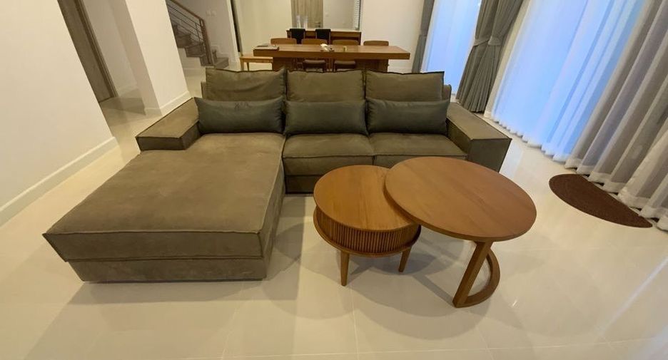 Haus zur Miete mit 4 Zimmer in Prawet, Bangkok