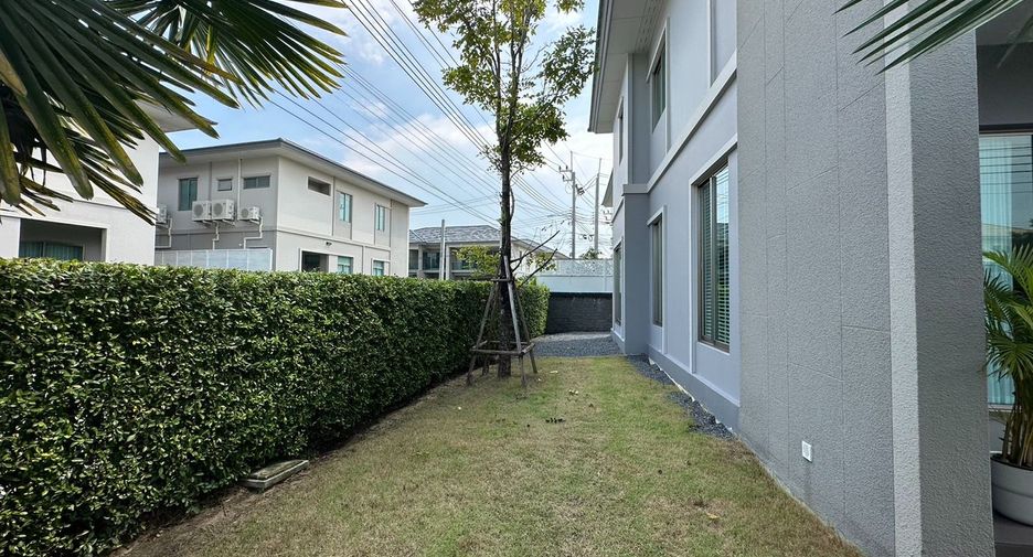 Haus zur Miete mit 4 Zimmer in Prawet, Bangkok