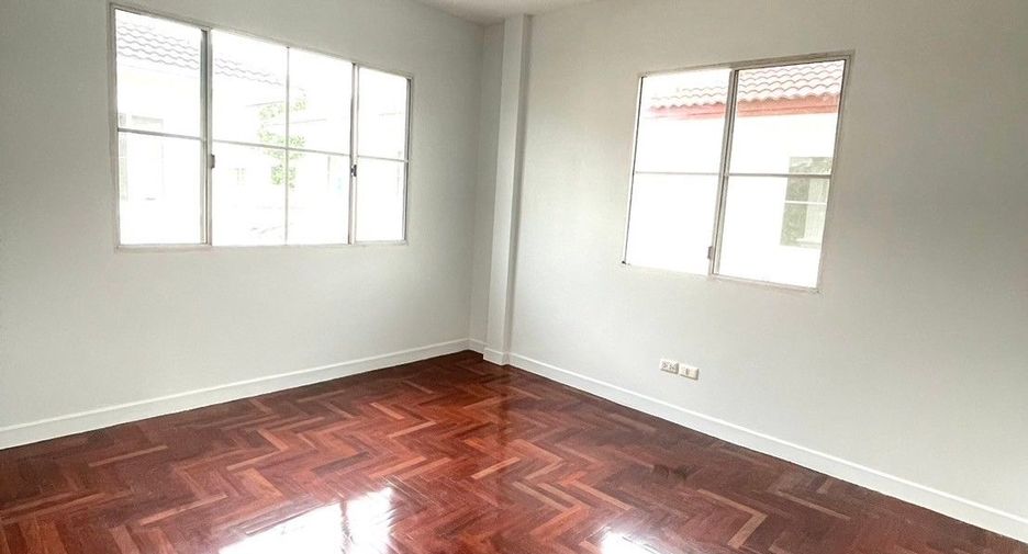 For sale 3 bedrooms house in Thanyaburi, Pathum Thani