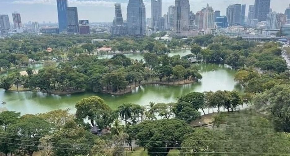 For rent 4 ベッドルーム condo in Pathum Wan, Bangkok