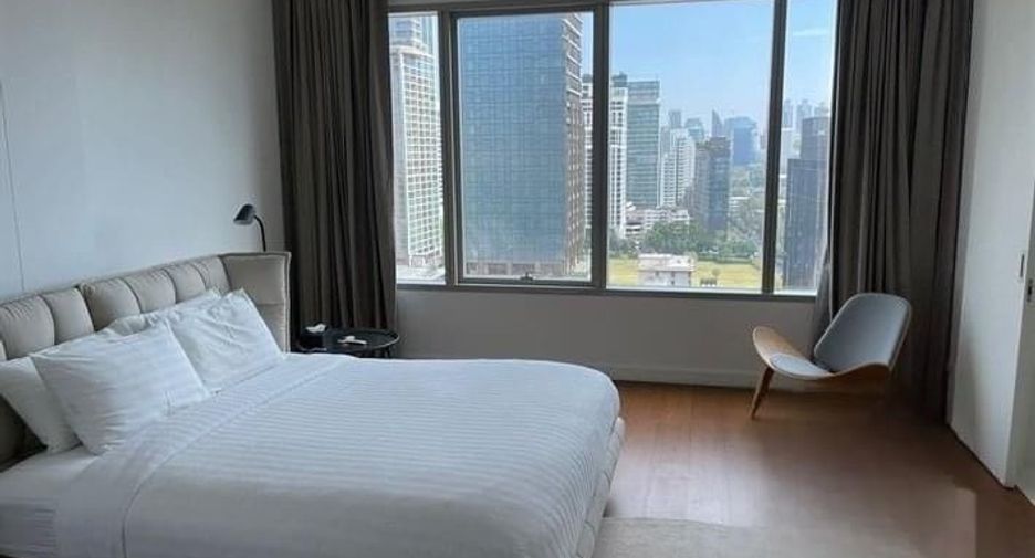 For rent 4 ベッドルーム condo in Pathum Wan, Bangkok