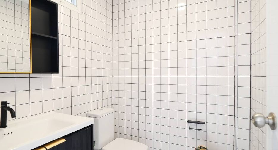 For rent 2 bedrooms house in Suan Luang, Bangkok