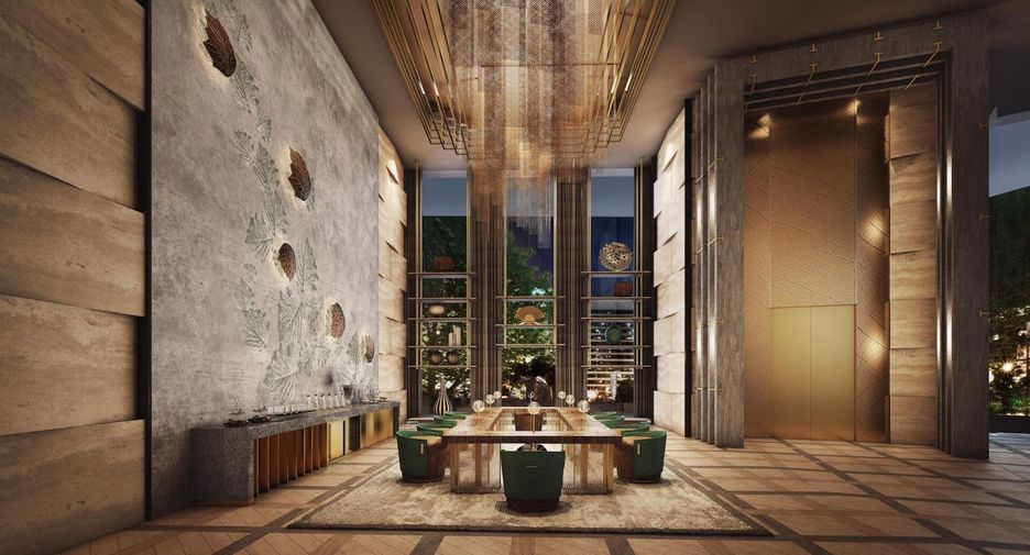 For rent 3 bedrooms condo in Khlong San, Bangkok
