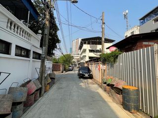 For rent land in Yan Nawa, Bangkok