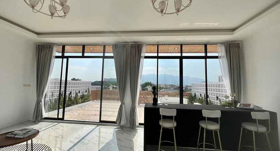 À vendre 4 chambres maison de ville à Mueang Chiang Mai, Chiang Mai
