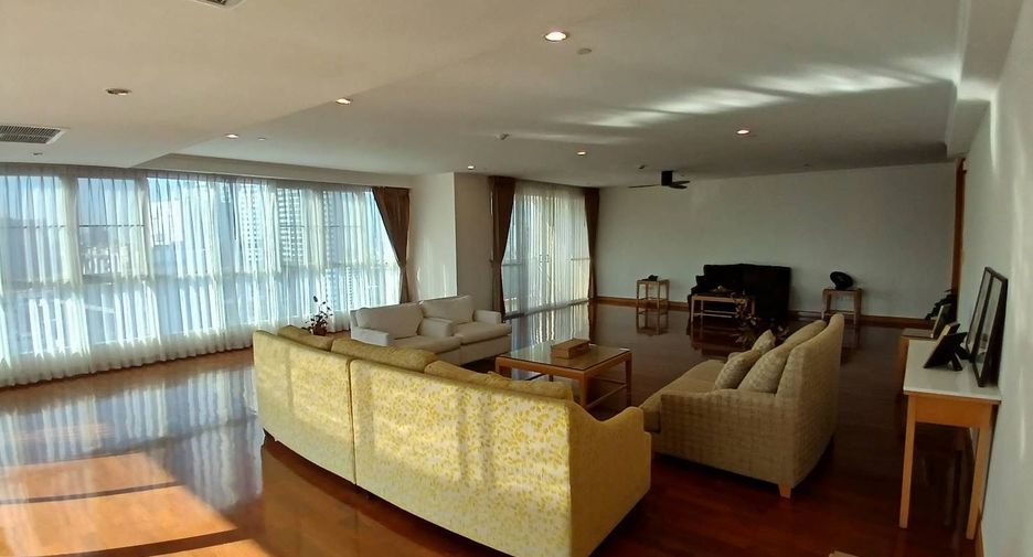 À louer 4 chambres condo à Khlong Toei, Bangkok