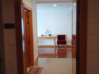 For rent 4 bedrooms condo in Khlong Toei, Bangkok