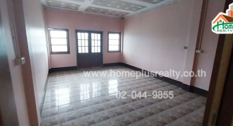 À vendre 4 chambres local commercial à Sattahip, Chonburi
