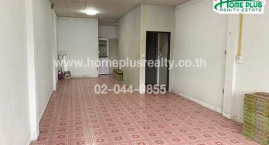 À vendre 4 chambres local commercial à Sattahip, Chonburi