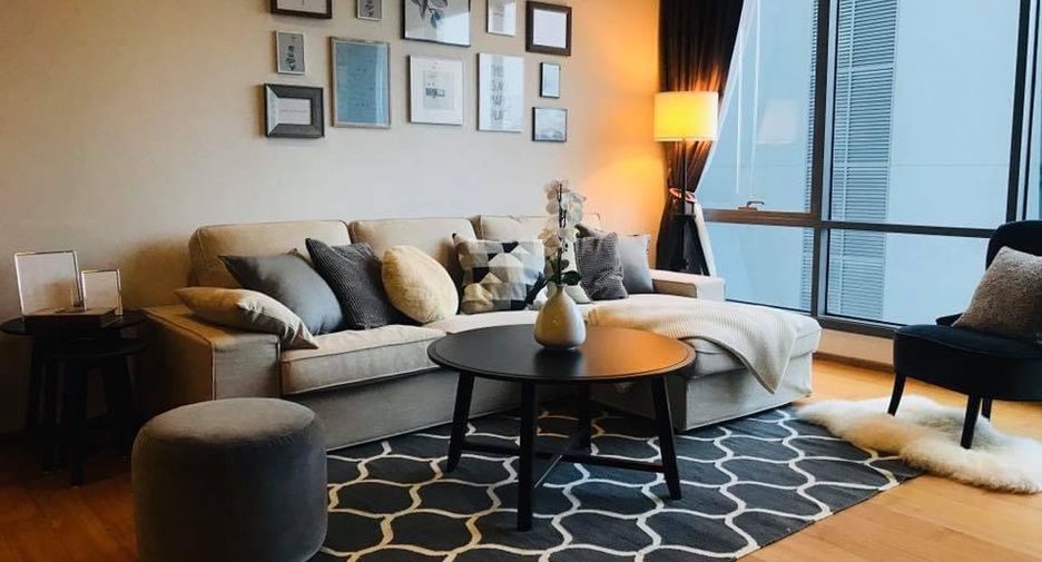 For sale 2 bedrooms condo in Khlong Toei, Bangkok
