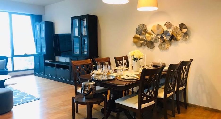 For sale 2 bedrooms condo in Khlong Toei, Bangkok