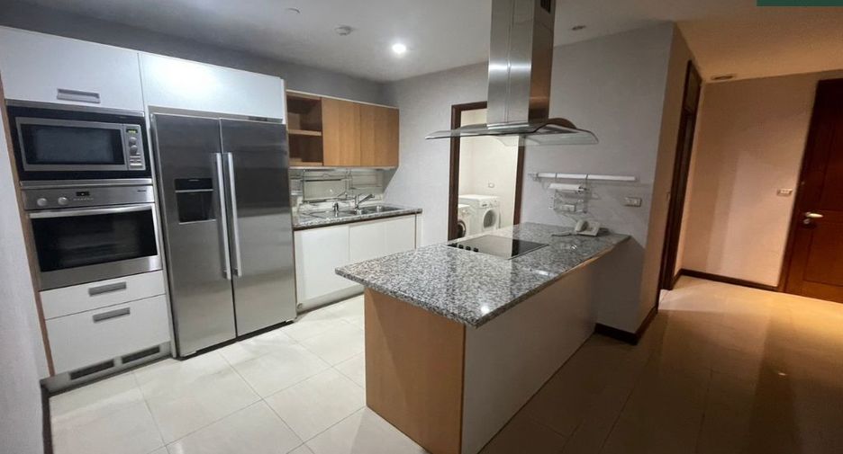 Condo en alquiler de 3 habitaciones en Sathon, Bangkok