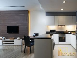 For rent 1 bed serviced apartment in Khlong Toei, Bangkok