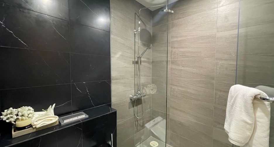 Wohnung zur Miete mit 3 Zimmer in Watthana, Bangkok