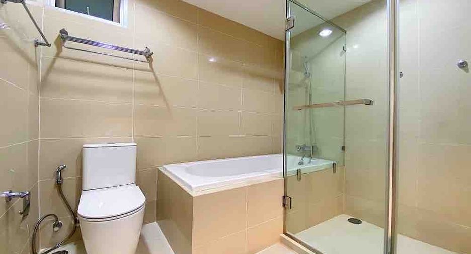 For rent and for sale 2 bedrooms apartment in Huai Khwang, Bangkok