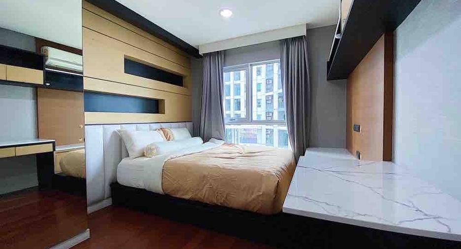 For rent and for sale 2 bedrooms apartment in Huai Khwang, Bangkok