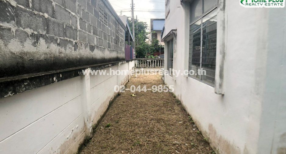 For sale 3 bedrooms townhouse in Lam Luk Ka, Pathum Thani