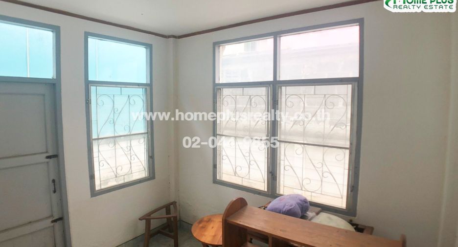 For sale 3 bedrooms townhouse in Lam Luk Ka, Pathum Thani