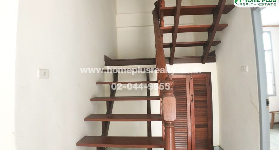 For sale 3 bedrooms townhouse in Lam Luk Ka, Pathum Thani