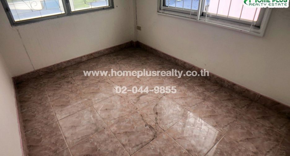 For sale 3 bedrooms townhouse in Lam Luk Ka, Pathum Thani