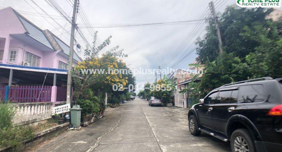 For sale 3 bedrooms townhouse in Lam Luk Ka, Pathum Thani