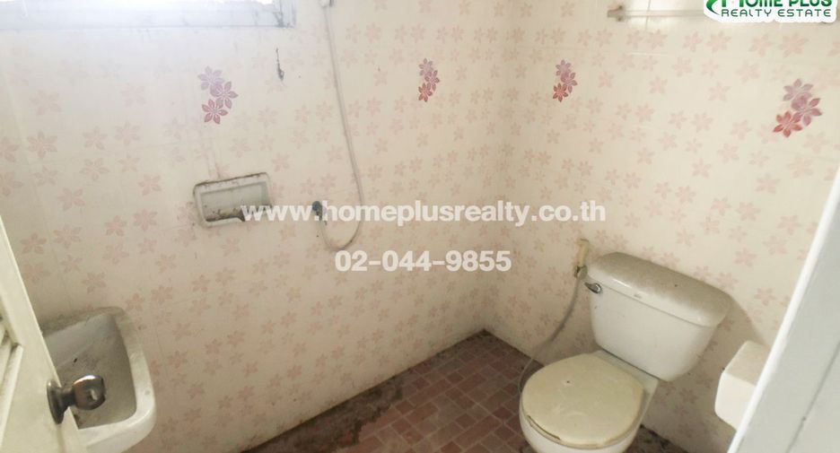 For sale 3 bedrooms townhouse in Lam Luk Ka, Pathum Thani