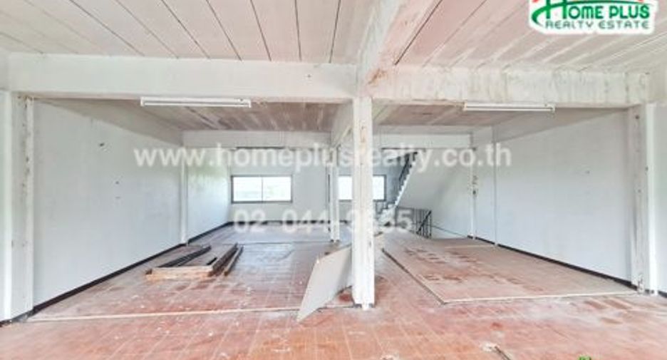 For sale retail Space in Thawi Watthana, Bangkok