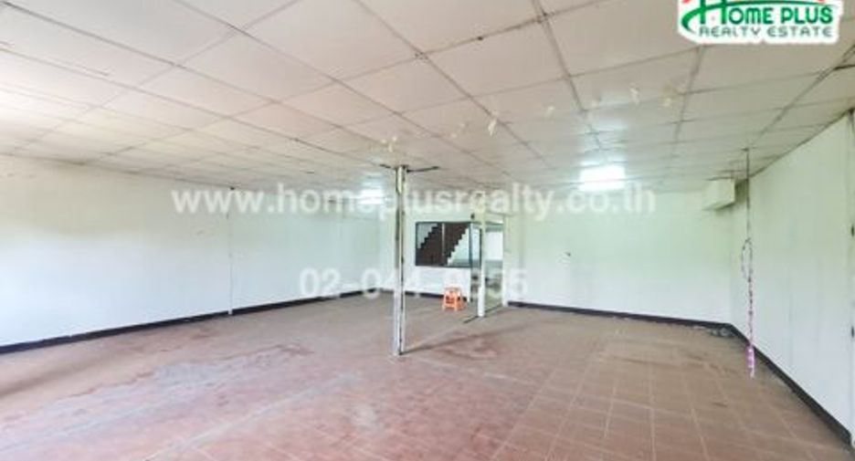 For sale retail Space in Thawi Watthana, Bangkok