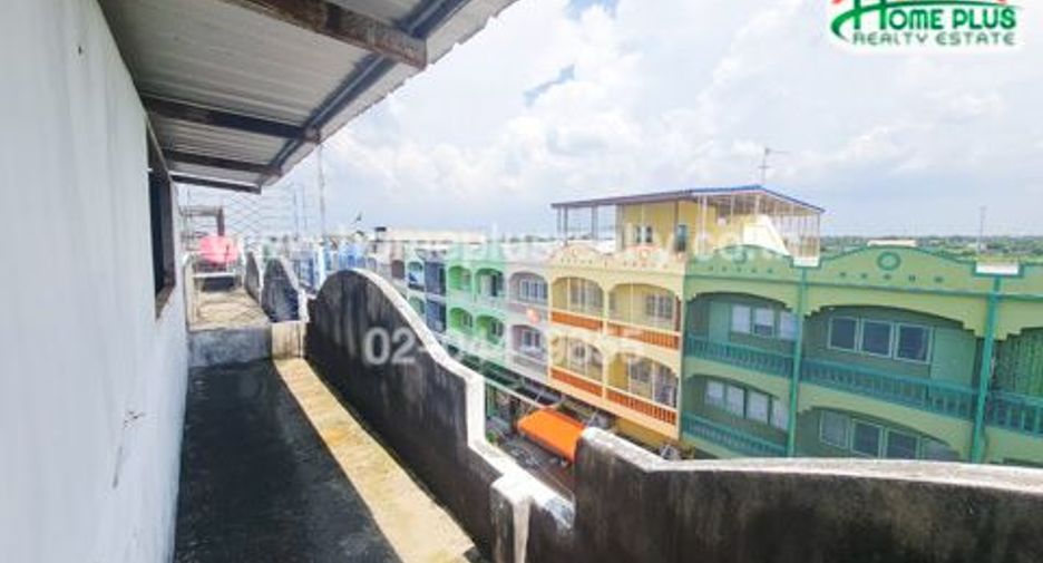 For sale retail Space in Thawi Watthana, Bangkok