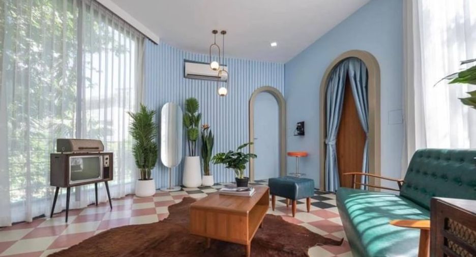 For sale 7 ベッドルーム house in Khlong Toei, Bangkok
