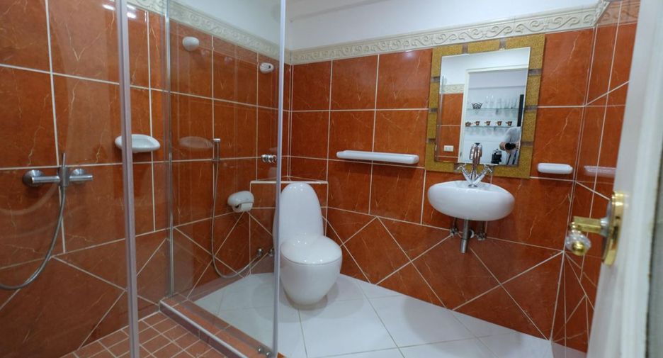 For sale 19 bedrooms serviced apartment in Kathu, Phuket