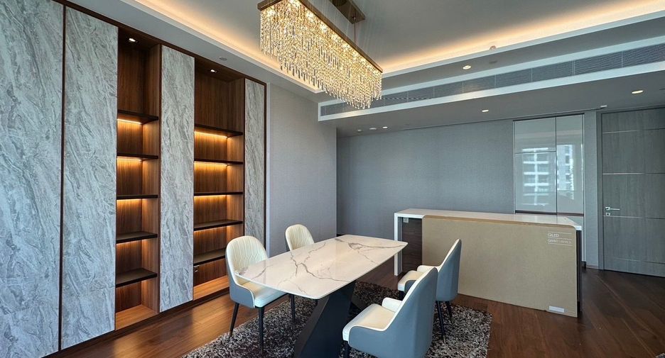Condo en alquiler de 2 habitaciones en Khlong Toei, Bangkok