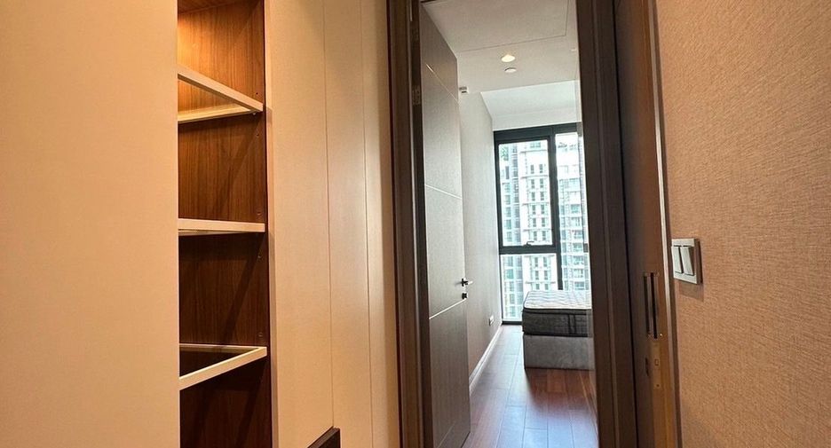 Condo en alquiler de 2 habitaciones en Khlong Toei, Bangkok