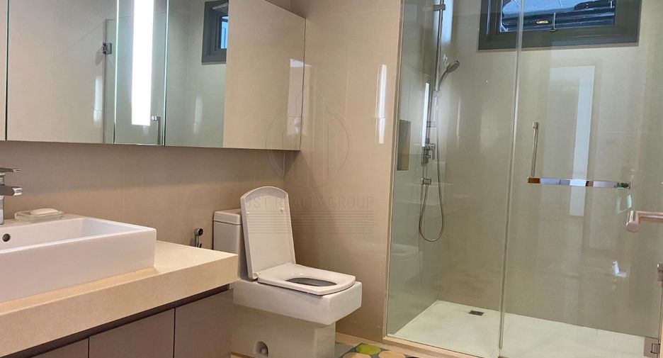 Wohnung zur Miete und zum Kauf mit 2 Zimmer in Khlong Toei, Bangkok
