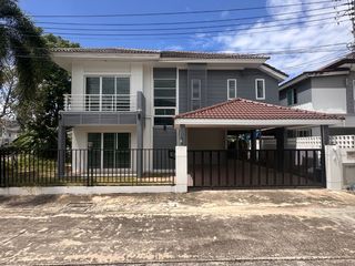 出售 3 卧室 独立屋 在 Mueang Chon Buri, Chon Buri