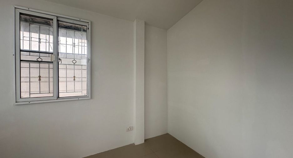 Продажа 3 спальни дом в Mueang Chon Buri, Чонбури