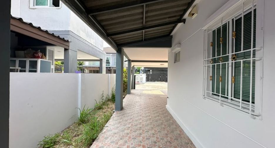 Продажа 3 спальни дом в Mueang Chon Buri, Чонбури