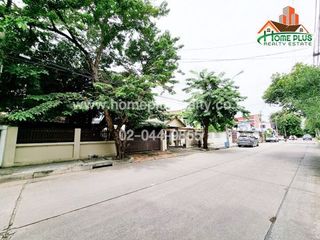 For sale 1 bed house in Saphan Sung, Bangkok