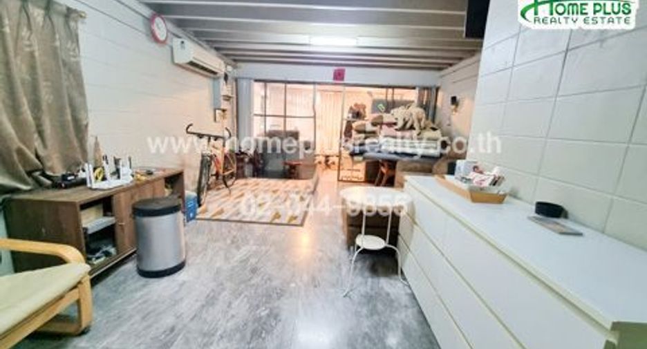 Casa en venta de 1 habitaciones en Saphan Sung, Bangkok