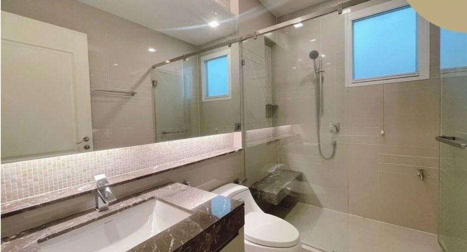 Продажа 4 спальни дом в Bang Phli, Самутпракан