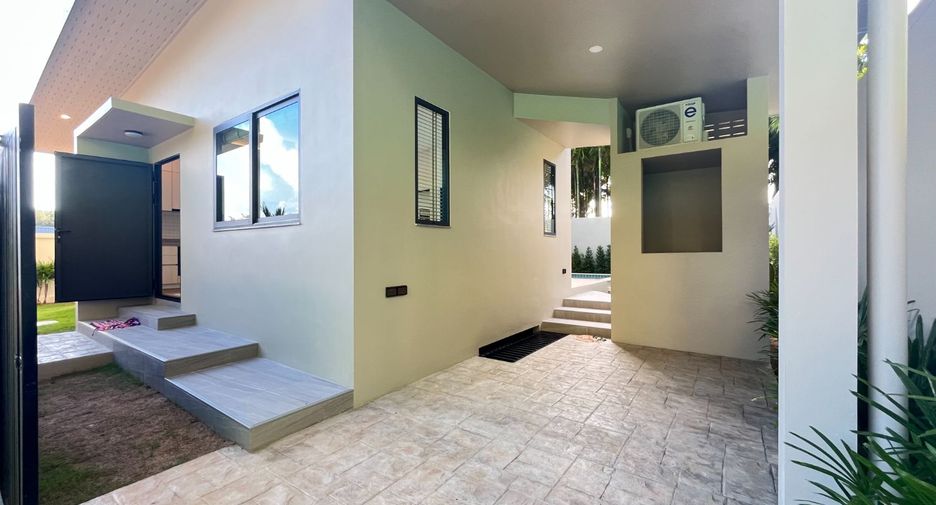 For sale 2 bedrooms villa in Mueang Krabi, Krabi