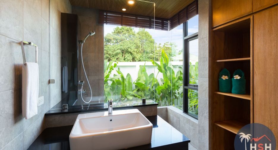 For rent 3 bedrooms villa in Mueang Phuket, Phuket