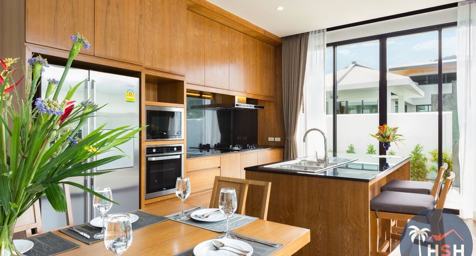 For rent 3 bedrooms villa in Mueang Phuket, Phuket